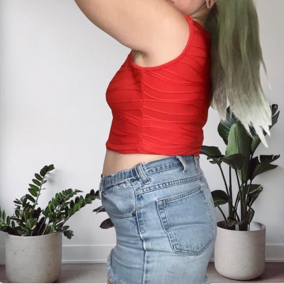 Vintage 90s Wavy Stretch Tank Lightweight Red Petite Medium - Picture 2 of 8